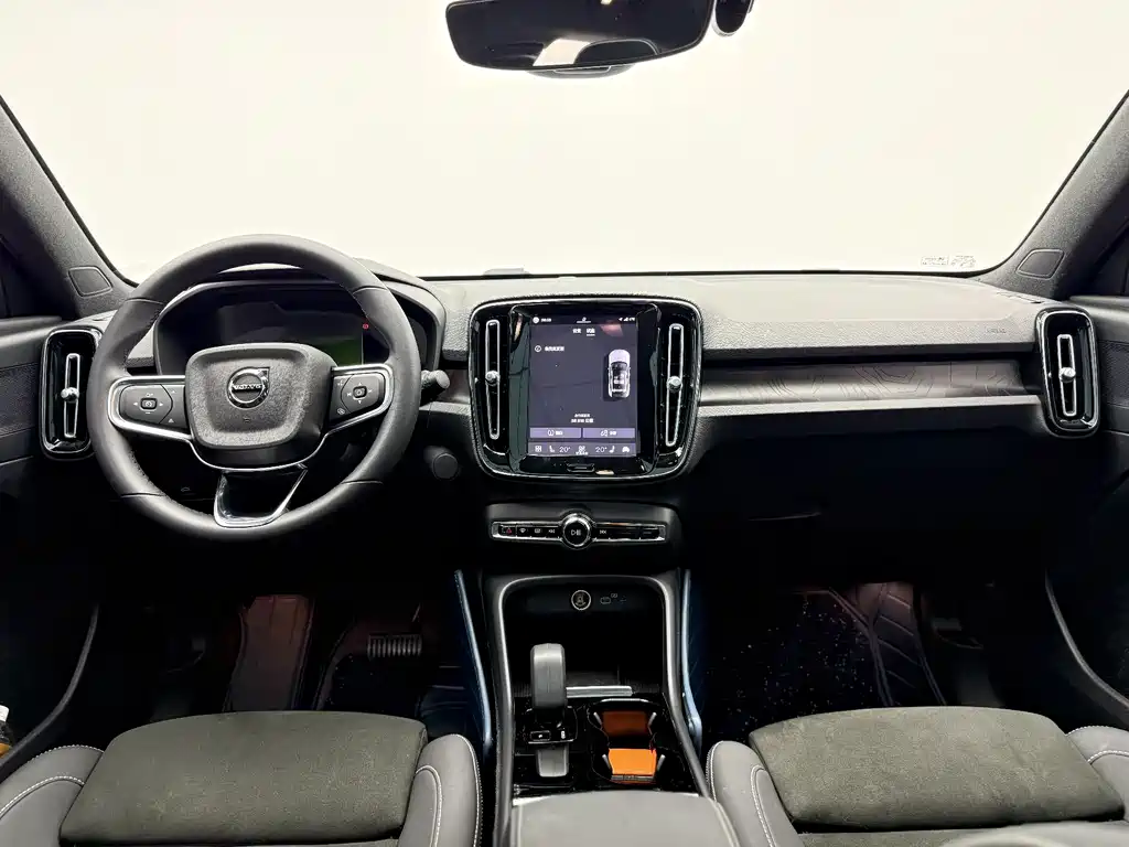 Volvo C40 — миниатюра 7