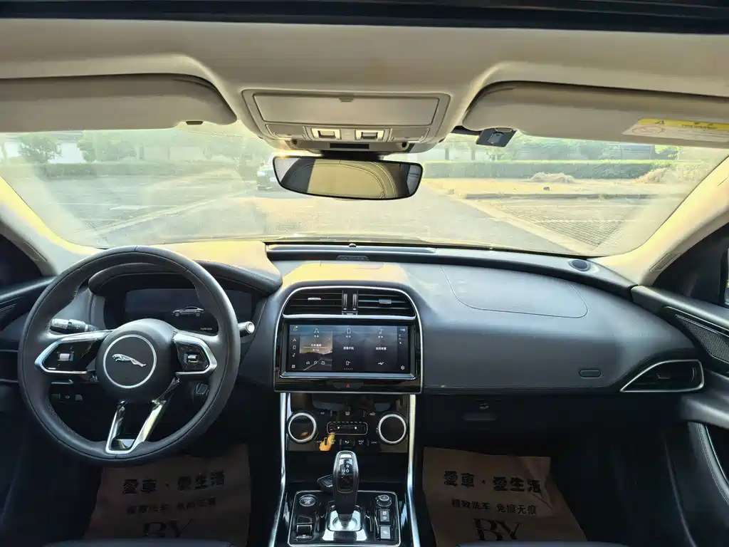 Jaguar XEL — миниатюра 15