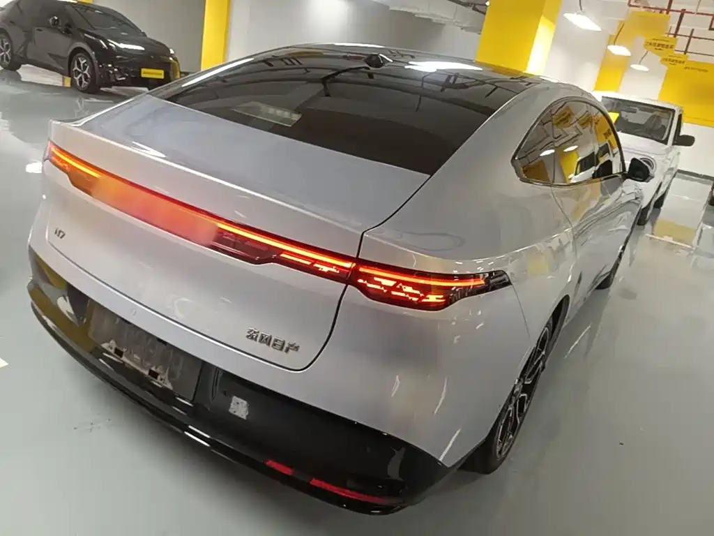 Nissan N7 — миниатюра 7