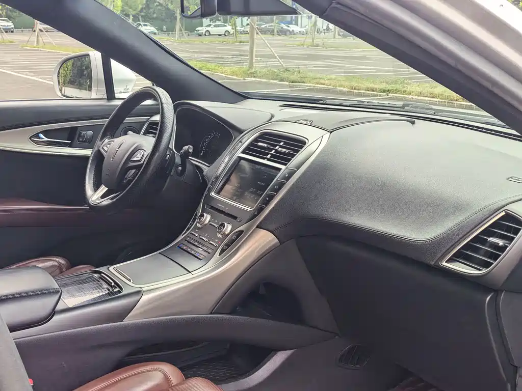 Lincoln MKX — миниатюра 9