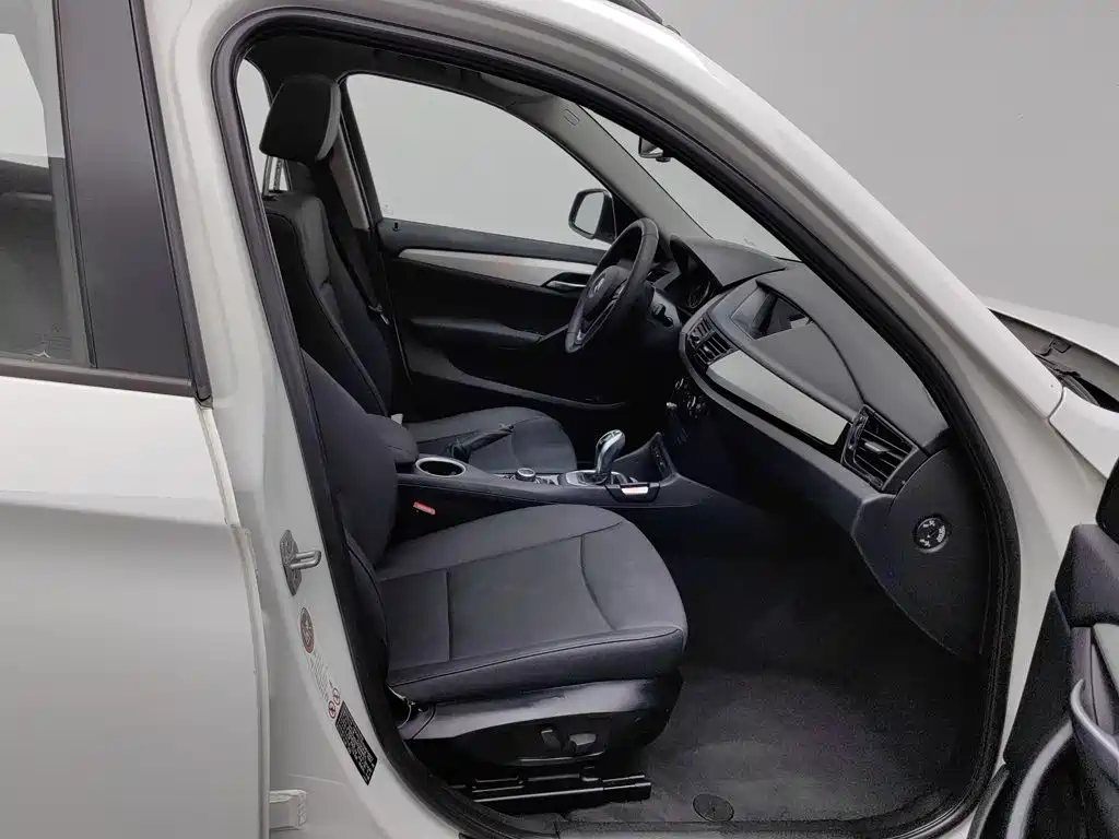 BMW X1 — миниатюра 23