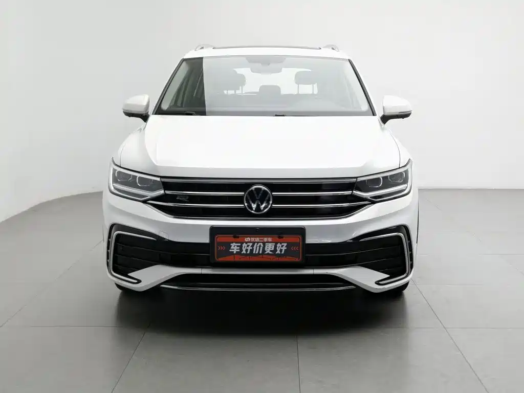 Volkswagen Tiguan L — миниатюра 3