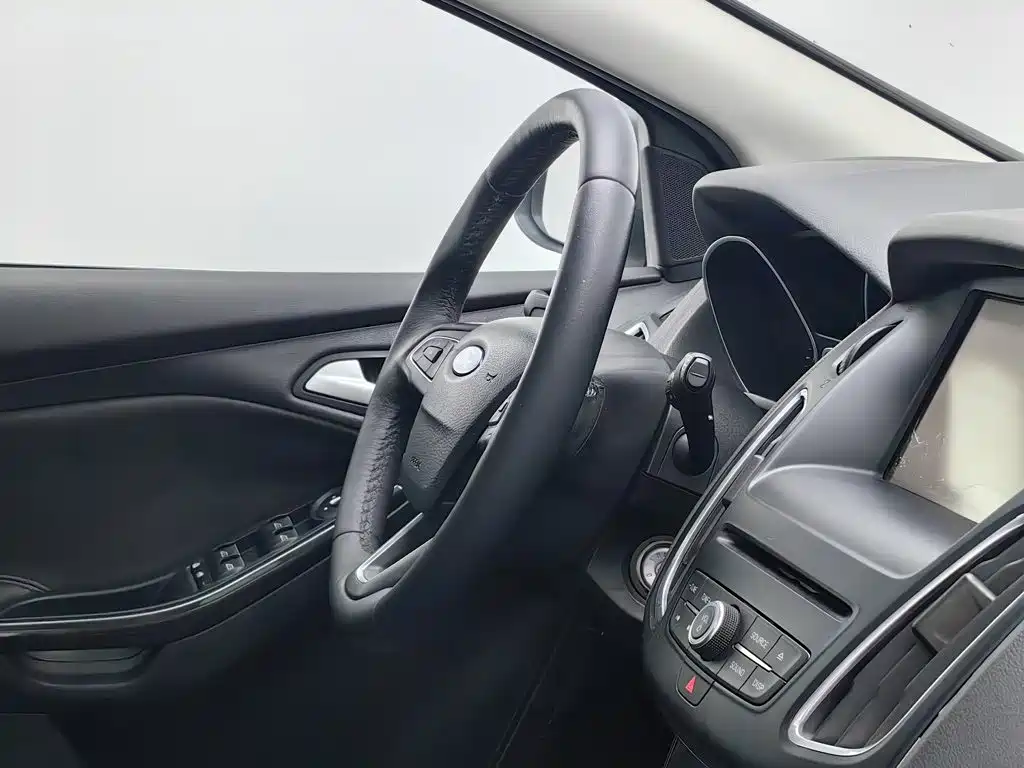 Ford Focus — миниатюра 22
