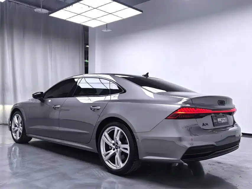 Audi A7L — миниатюра 7
