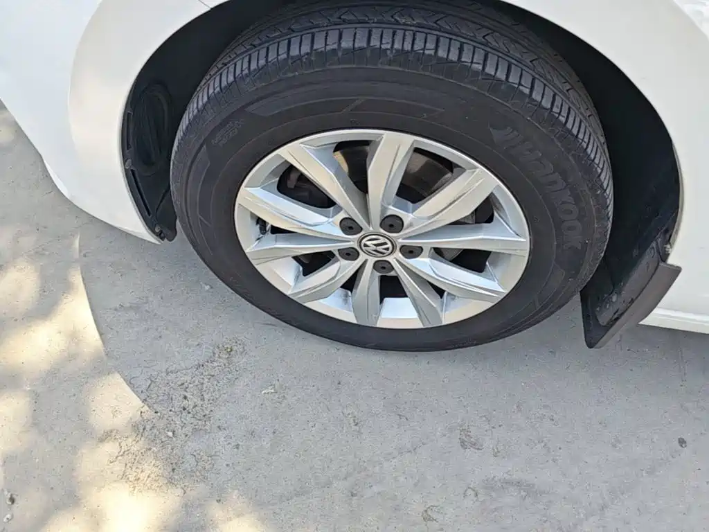 Volkswagen Polo — миниатюра 11