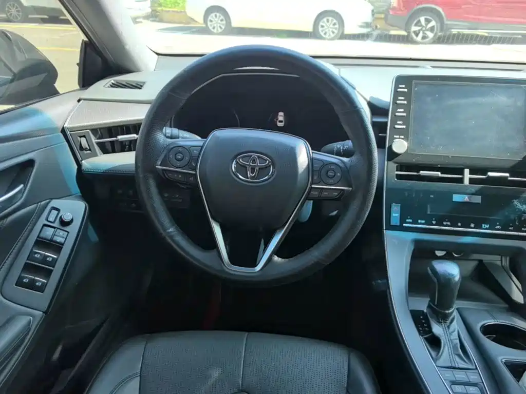 Toyota Avalon — миниатюра 11
