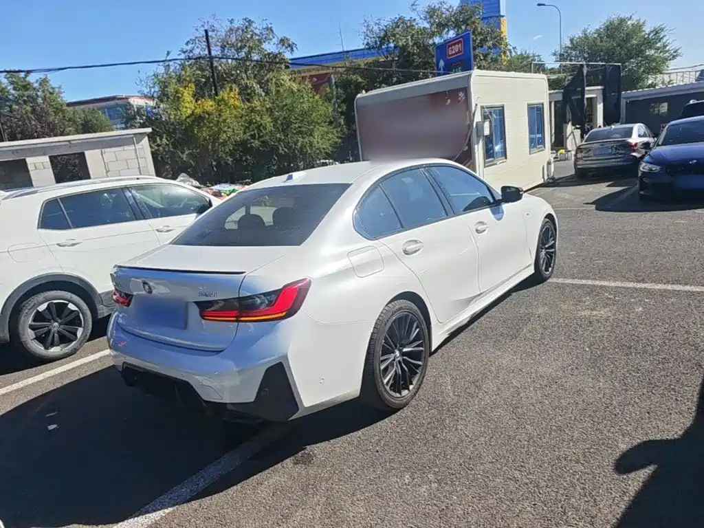 BMW 3 Series — миниатюра 7