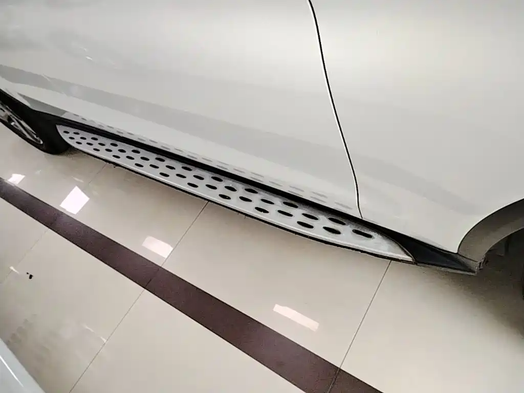 Mercedes-Benz GLC — миниатюра 21