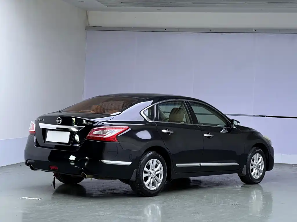 Nissan Teana — миниатюра 6