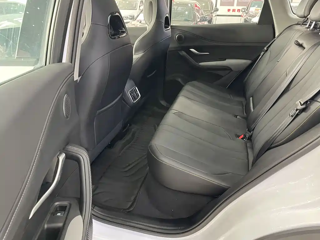 BYD SEA LION 05 DM I