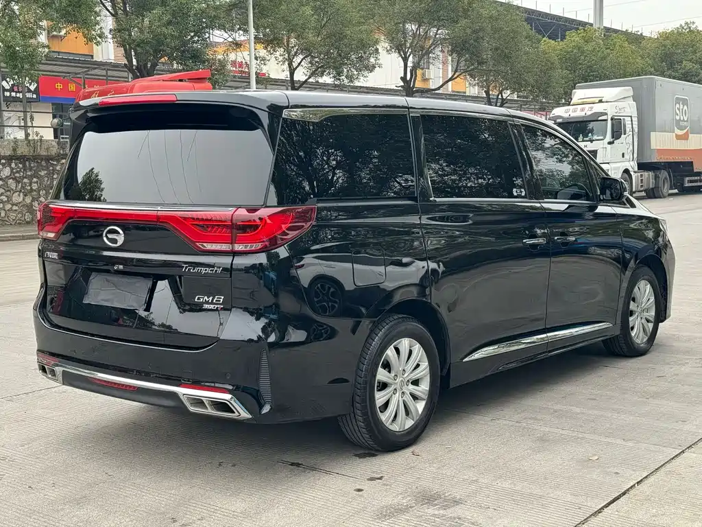 GAC TRUMPCHI M8