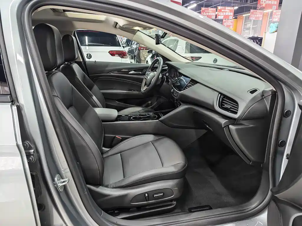 Buick Regal — миниатюра 11