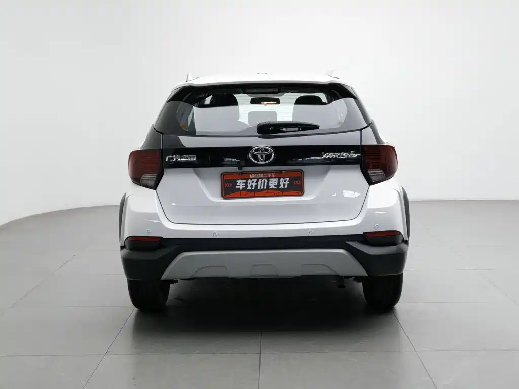 Toyota Yaris L — миниатюра 4