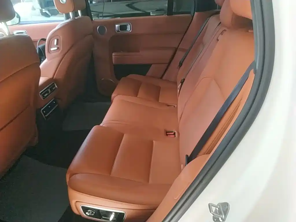 Li Auto Li L7 — миниатюра 17