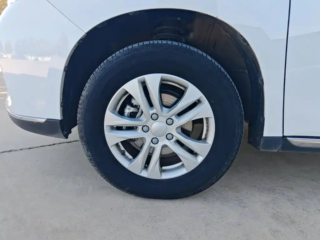 Haval M6 — миниатюра 23