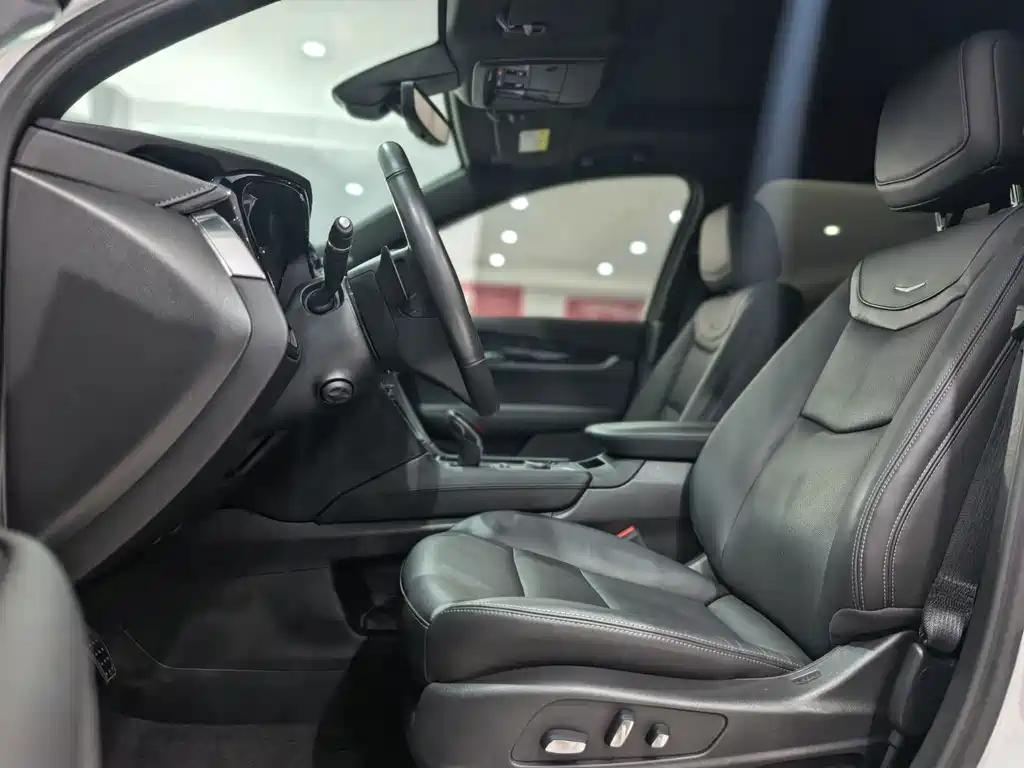 Cadillac XT6 — миниатюра 15