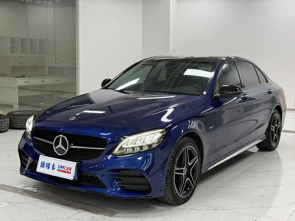 Mercedes-Benz C-Class 2021