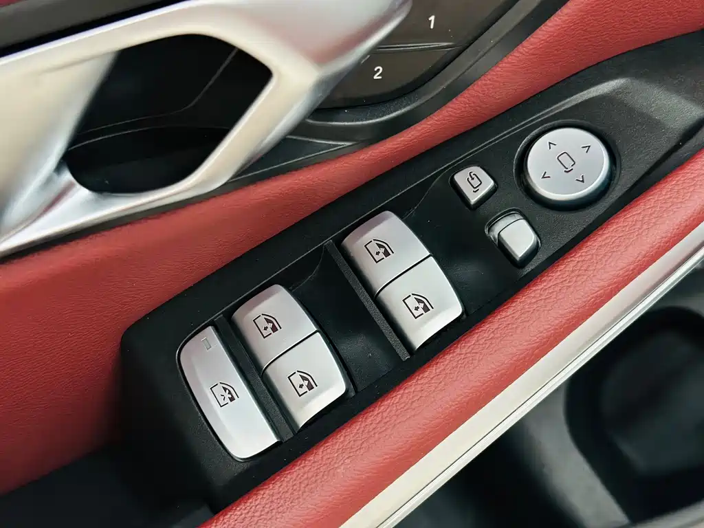 BMW 3 Series — миниатюра 12
