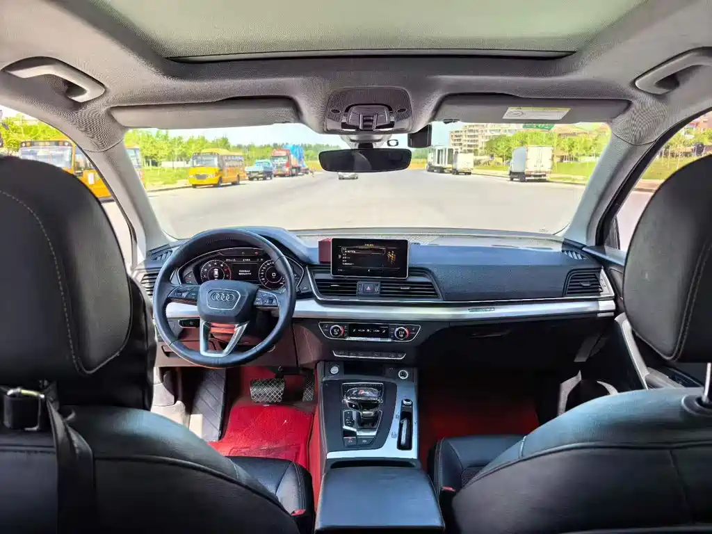 Audi Q5L — миниатюра 9