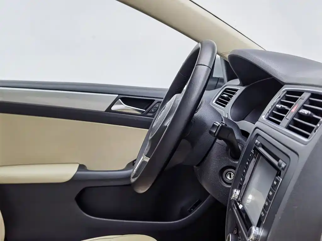 Volkswagen Sagitar — миниатюра 22