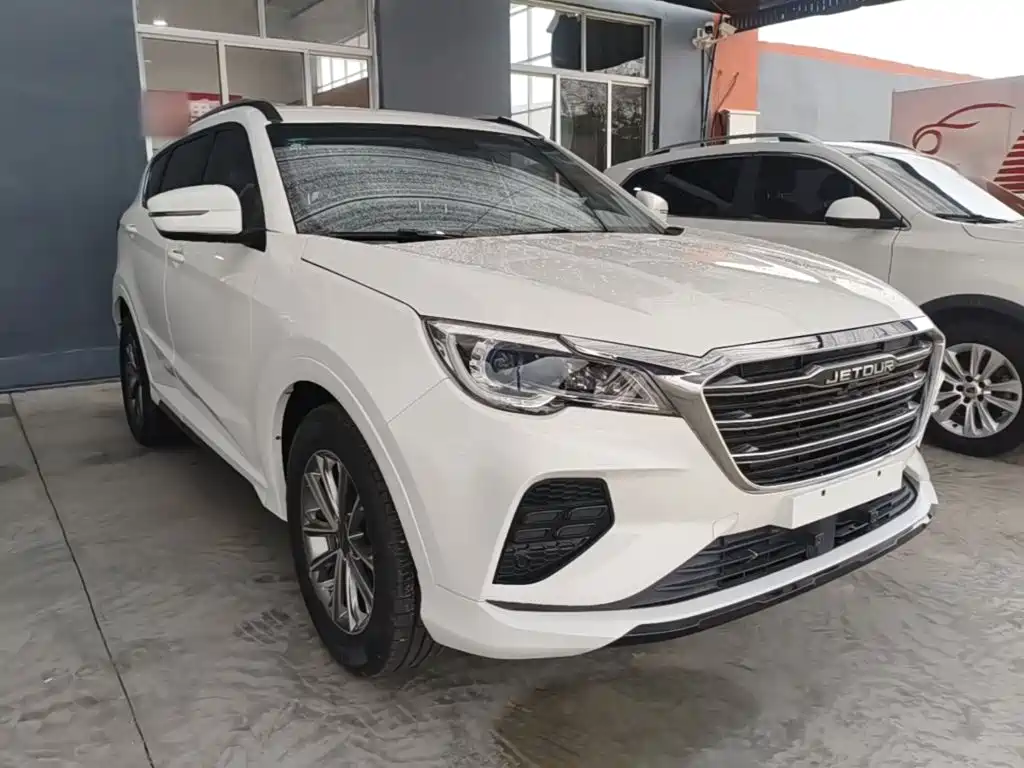 JETOUR X70 2020 1.5T MT 7 мест