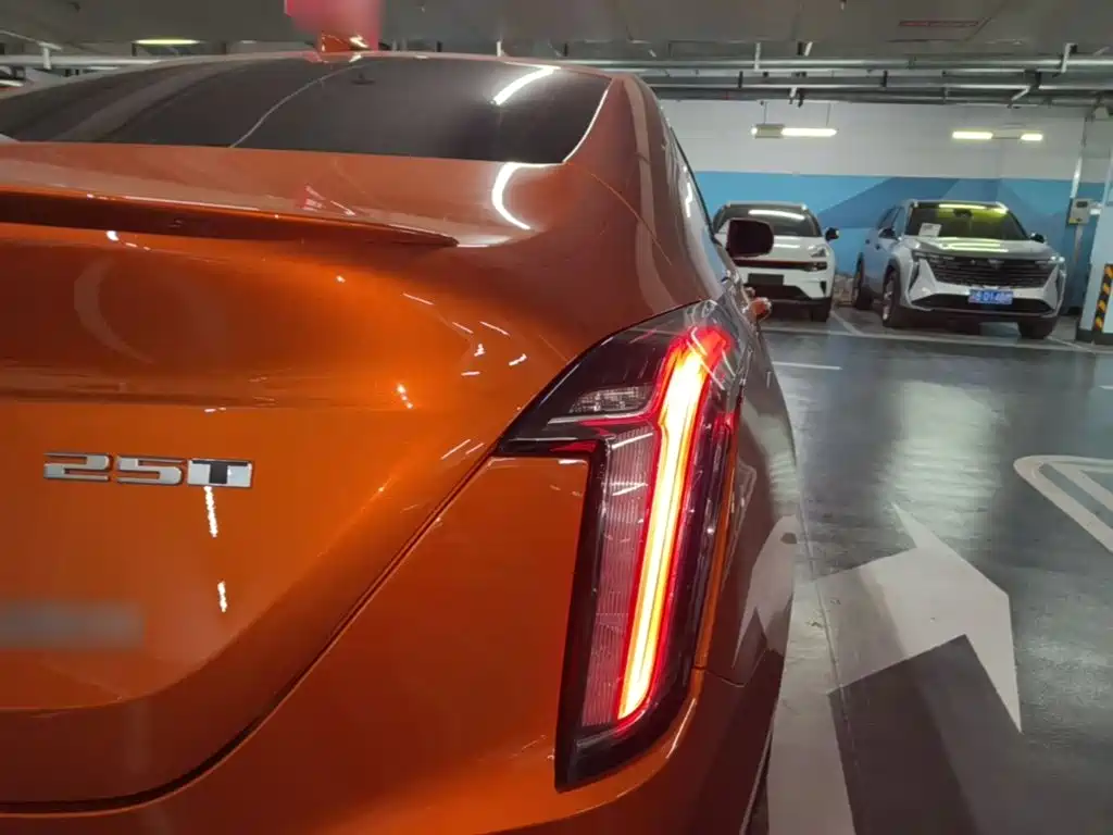 Cadillac CT4 2023 — фото 24