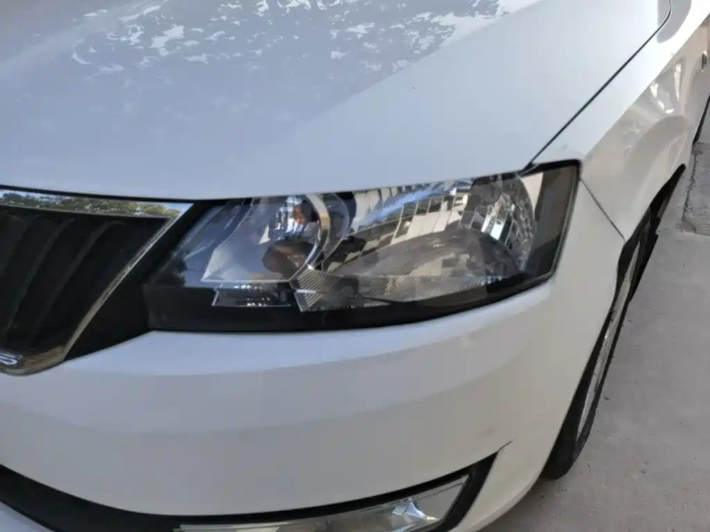 Skoda Rapid Spaceback — миниатюра 24