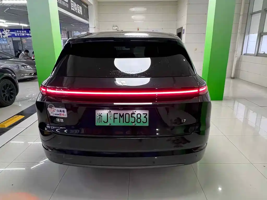 Li Auto IDEAL L7