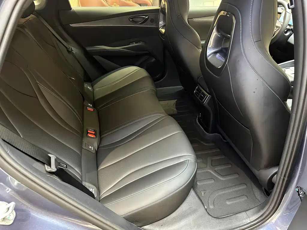 BYD SEAL 06 NEW ENERGY