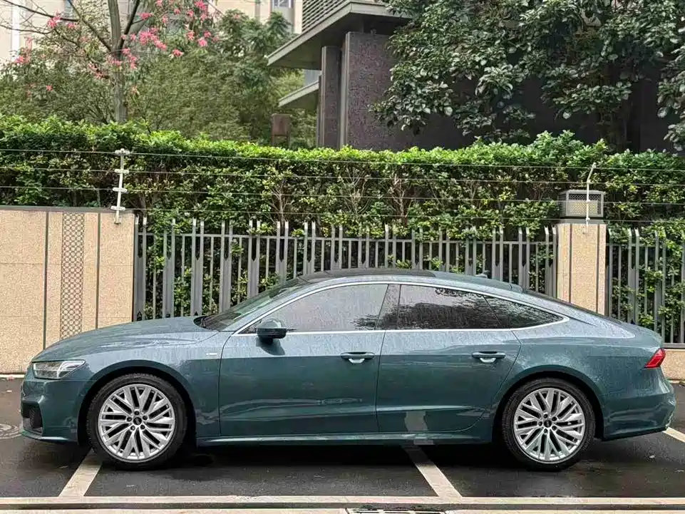 AUDI A7
