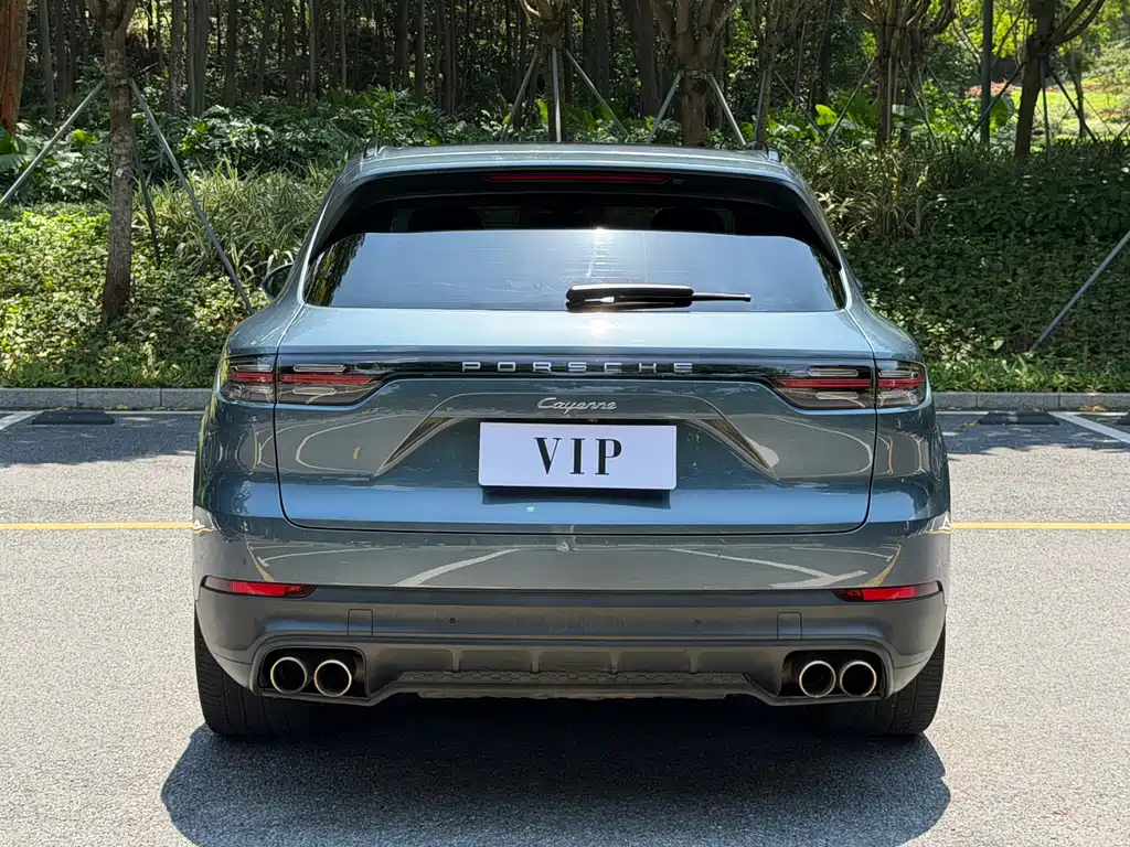 Porsche Cayenne — миниатюра 8