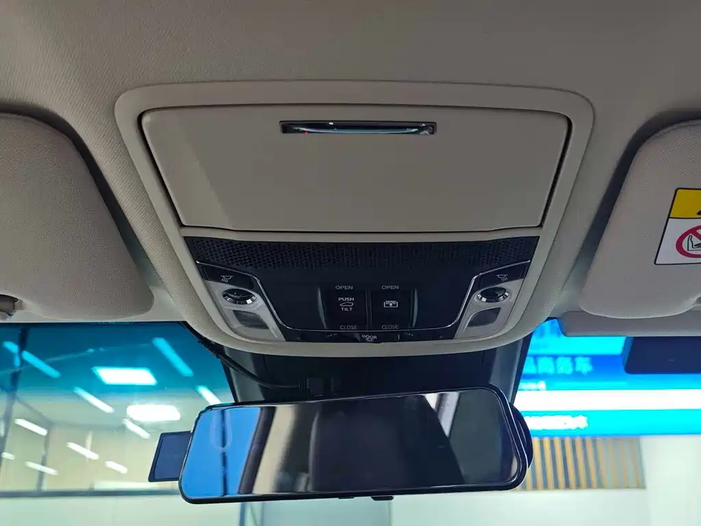 Honda Elysion — миниатюра 12