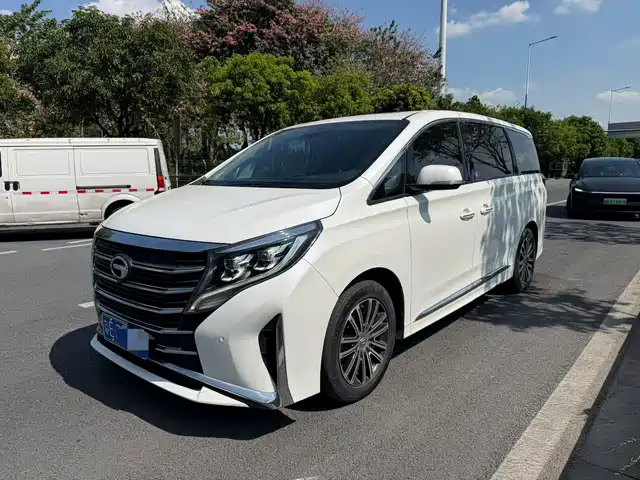 GAC Trumpchi M8