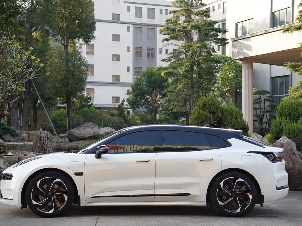 ZEEKR EXTREME KRYPTON 001