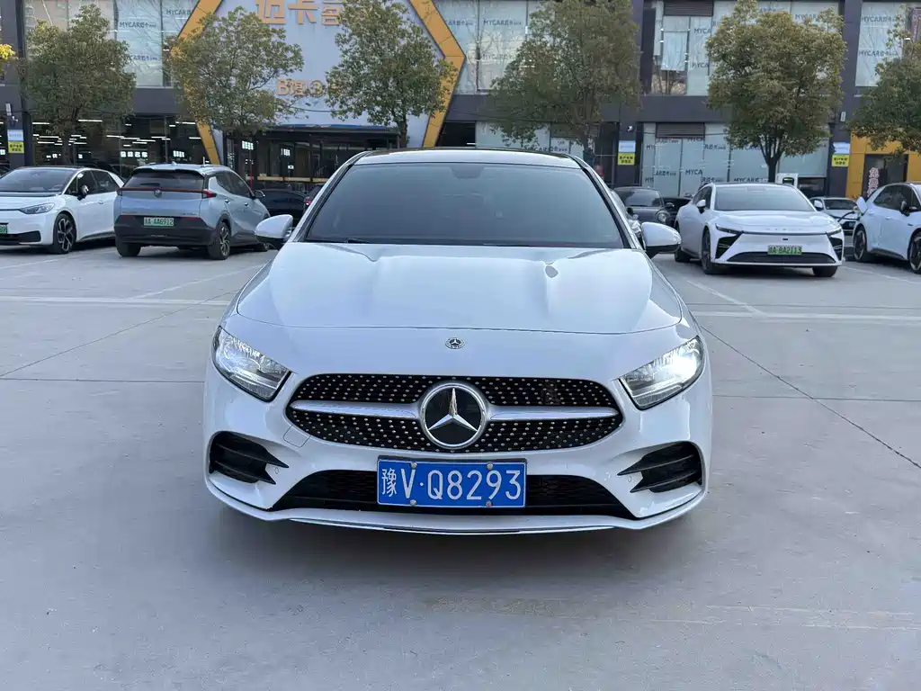 MERCEDES-BENZ A CLASS