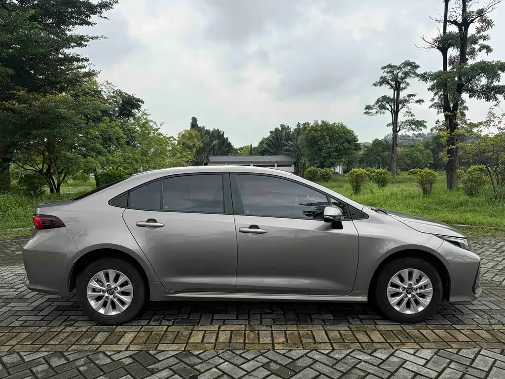 Toyota Corolla — миниатюра 18
