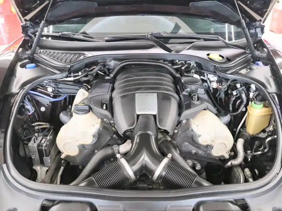 Porsche Panamera — миниатюра 24