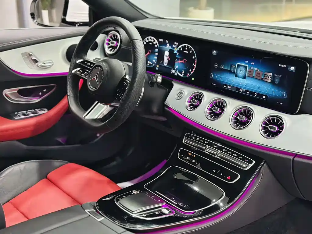 MERCEDES-BENZ E CLASS