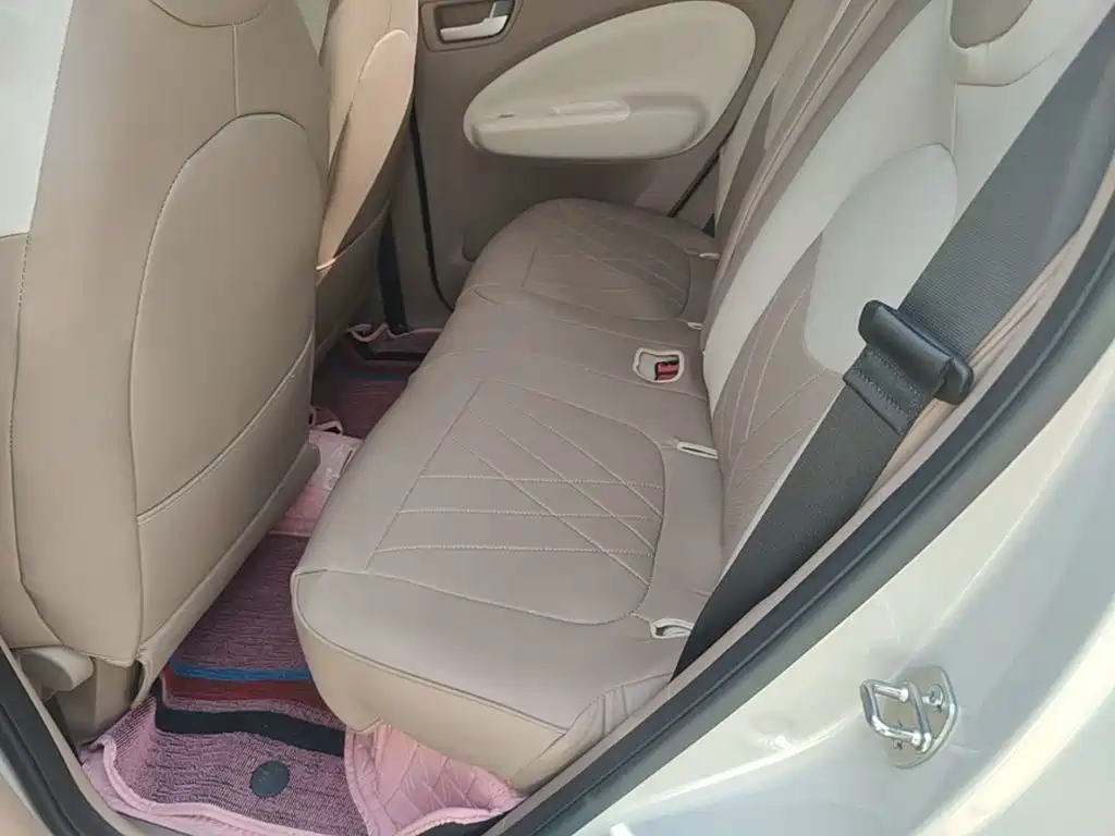 Wuling MINIEV — миниатюра 17