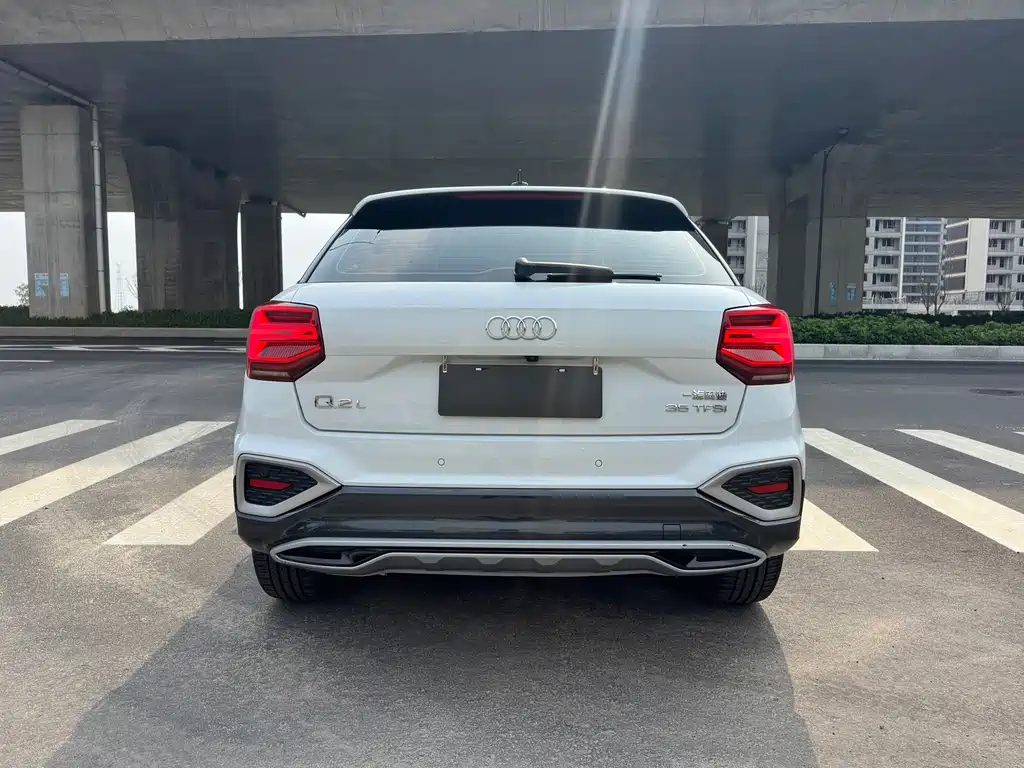 Audi Q2L — миниатюра 6