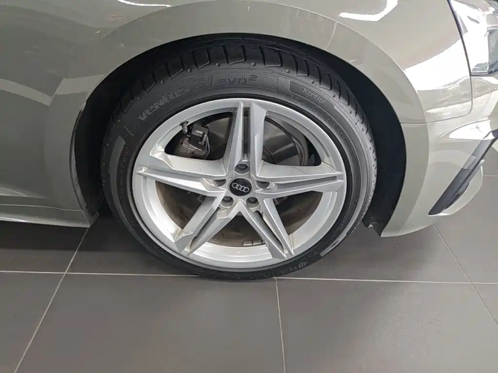 Audi A5 (Import) — миниатюра 12