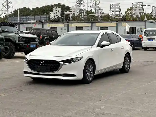 MAZDA 3 ANGKESAILA