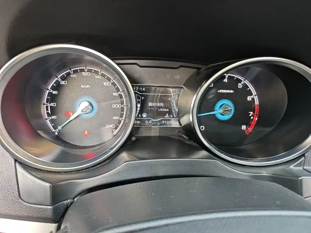Zotye Zotye SR7 — миниатюра 12