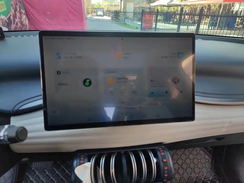 BYD Yuan Plus — миниатюра 19