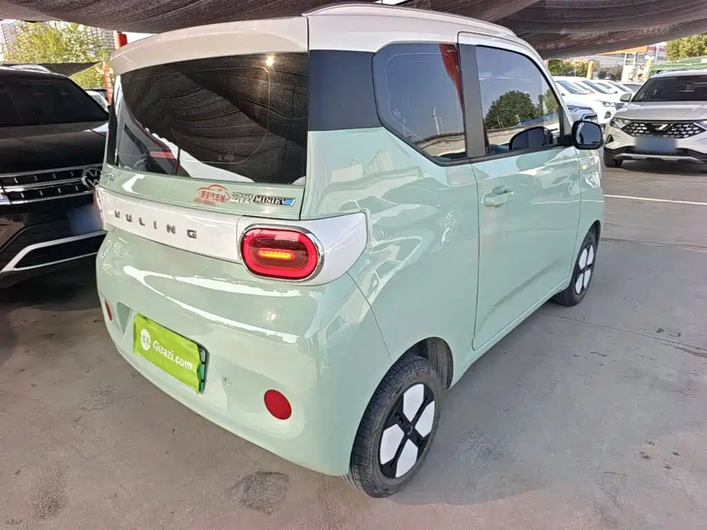 Wuling MINIEV — миниатюра 7