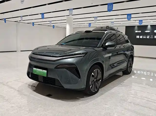 2025 BYD Tang