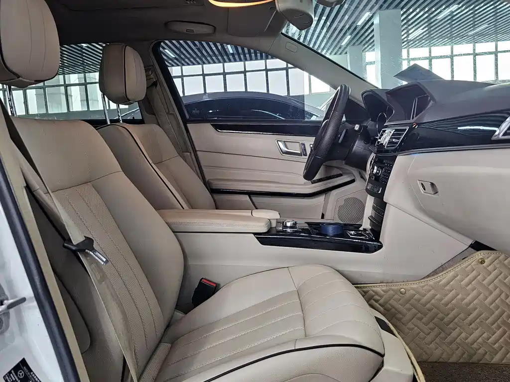 Mercedes-Benz E-Class E 2015 E 260 L Sport