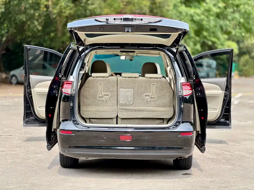 Toyota Previa — миниатюра 19