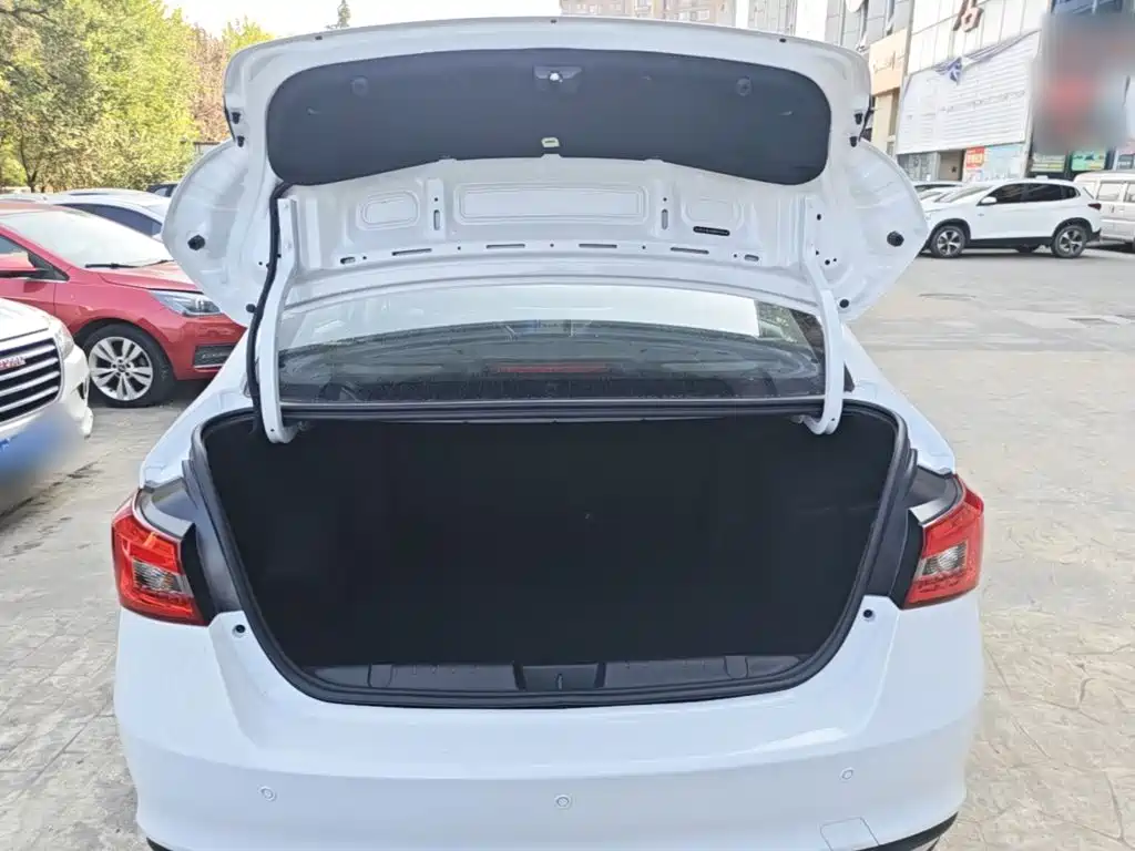 Chery New Energy Arrizo e — миниатюра 19