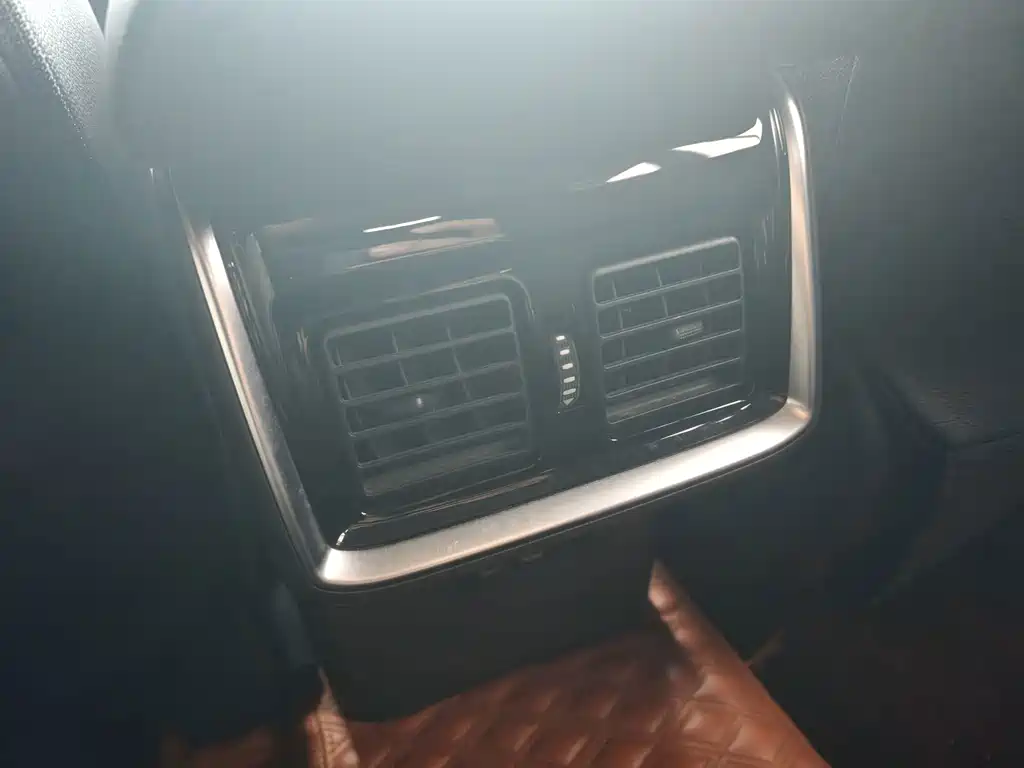 Toyota Harrier — миниатюра 13